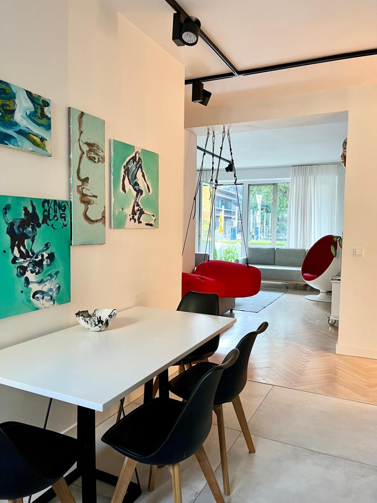 Art & Design 3 Rooms Apartment In City Center Wroclaw Luaran gambar
